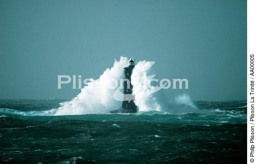 Le phare du Four - © Philip Plisson / Plisson La Trinité / AA00005 - Nos reportages photos - Signalisation maritime