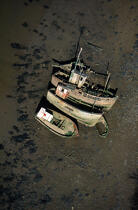 Epaves de bateaux vues de haut. © Guillaume Plisson / Plisson La Trinité / AA00036 - Nos reportages photos - Ville [29]
