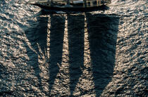 L'ombre du Shenandoah aux régates royales à Cannes. © Guillaume Plisson / Plisson La Trinité / AA00109 - Photo Galleries - Tall ship / Sailing ship