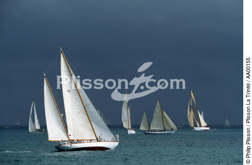 Flotte de voiliers à la Nioulargue . - © Philip Plisson / Plisson La Trinité / AA00155 - Photo Galleries - Nautical terms