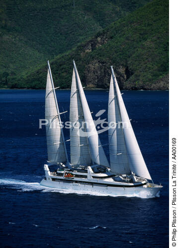 Le Ponant sous voile - © Philip Plisson / Plisson La Trinité / AA00169 - Nos reportages photos - Activité maritime