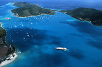 Le paquebot Le Levant aux Antilles . © Guillaume Plisson / Plisson La Trinité / AA00180 - Nos reportages photos - Mer calme