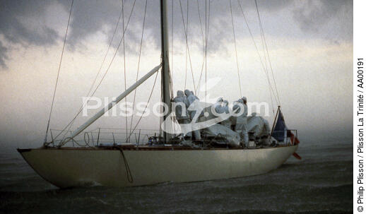 L'équipage du Columbia naviguant sous la tempête. - © Philip Plisson / Plisson La Trinité / AA00191 - Nos reportages photos - Temps