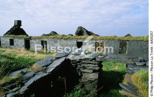 Extraction de l'ardoise. Ruine en Ecosse. - © Philip Plisson / Plisson La Trinité / AA00257 - Photo Galleries - Ruin