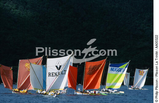 Régate de yoles à la Martinique. - © Philip Plisson / Plisson La Trinité / AA00322 - Photo Galleries - Sailing boat