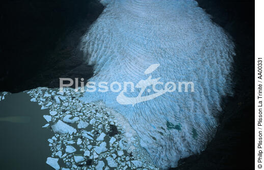 Glacier de Patagonie - © Philip Plisson / Plisson La Trinité / AA00331 - Nos reportages photos - Vue aérienne