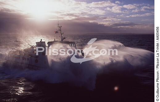 Enez Eussa 3. - © Guillaume Plisson / Plisson La Trinité / AA00456 - Photo Galleries - Maritime transport