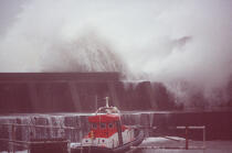 Port de Stonehaven . © Philip Plisson / Plisson La Trinité / AA00497 - Photo Galleries - Storm at sea