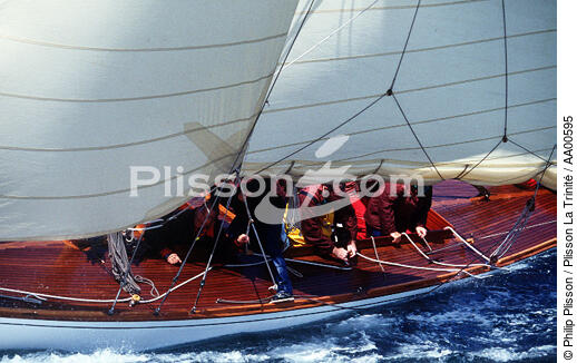 Manoeuvre sur un voilier. - © Philip Plisson / Plisson La Trinité / AA00595 - Photo Galleries - Various terms
