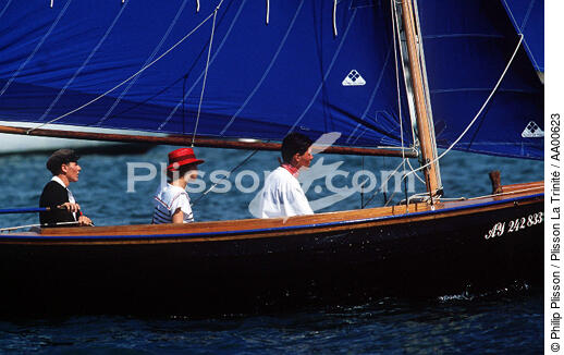 Balade sur un cotre. - © Philip Plisson / Plisson La Trinité / AA00623 - Nos reportages photos - Yachting