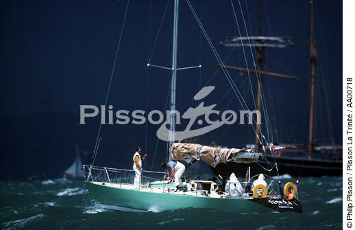 Gros temps pour les Cowes week. - © Philip Plisson / Plisson La Trinité / AA00718 - Nos reportages photos - Yachting