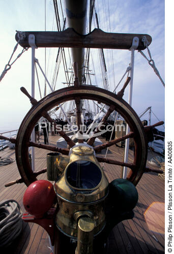 La barre à roue de l'Esmeralda. - © Philip Plisson / Plisson La Trinité / AA00835 - Nos reportages photos - Les grands voiliers