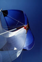 Equipier dans les airs © Philip Plisson / Plisson La Trinité / AA00888 - Photo Galleries - Various terms