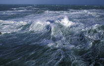 Mer agitée... © Guillaume Plisson / Plisson La Trinité / AA00906 - Photo Galleries - Storm at sea