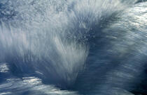 Eclat d'une vague. © Philip Plisson / Plisson La Trinité / AA00975 - Photo Galleries - Coastal landscape
