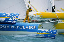 Banque Populaire et Chauss'Europ en bord à bord. © Guillaume Plisson / Plisson La Trinité / AA01132 - Nos reportages photos - Joillon Francis