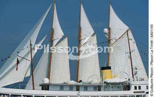 Créole aux Régates Royales. - © Guillaume Plisson / Plisson La Trinité / AA01143 - Photo Galleries - Traditional sailing