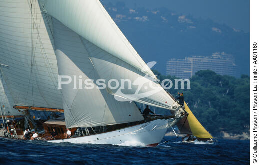 Thendara. - © Guillaume Plisson / Plisson La Trinité / AA01160 - Photo Galleries - Classic Yachting