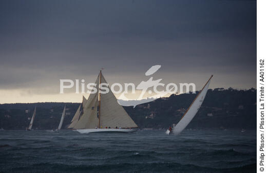Nioulargue. - © Philip Plisson / Plisson La Trinité / AA01162 - Photo Galleries - Fleet