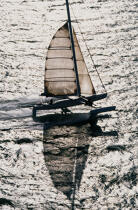 L' Hydroptère en contre-jour. © Guillaume Plisson / Plisson La Trinité / AA01183 - Photo Galleries - Ocean racing trimaran