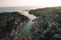 Vue aérienne du port de plaisance de Pornic. © Philip Plisson / Plisson La Trinité / AA01334 - Nos reportages photos - France