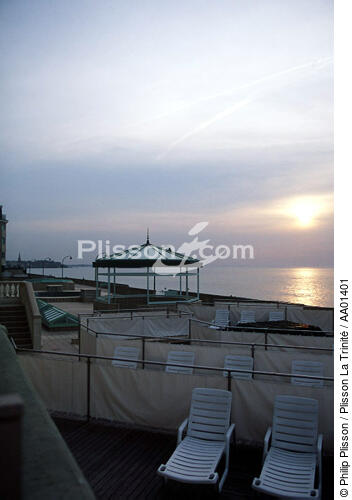 Thermes de Saint-Malo. - © Philip Plisson / Plisson La Trinité / AA01401 - Nos reportages photos - Site [35]