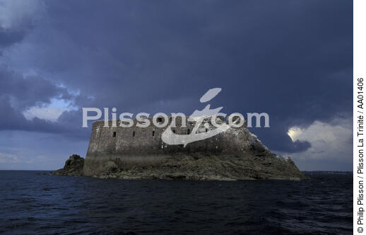 Fort de la Conchée à Saint-Malo. - © Philip Plisson / Plisson La Trinité / AA01406 - Photo Galleries - Cloud