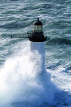 Eclat de vague sur Ar-Men. © Guillaume Plisson / Plisson La Trinité / AA01482 - Photo Galleries - Lighthouse [29]