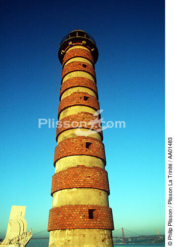 Phare factice dans Lisbonne. - © Philip Plisson / Plisson La Trinité / AA01483 - Photo Galleries - Portuguese Lighthouses