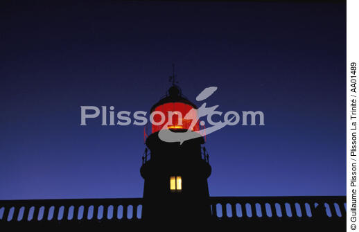 Phare de Corrubedo en Galice. - © Guillaume Plisson / Plisson La Trinité / AA01489 - Nos reportages photos - Nuit