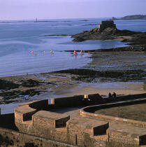 Remparts de Saint-Malo. © Philip Plisson / Plisson La Trinité / AA01503 - Nos reportages photos - Fort