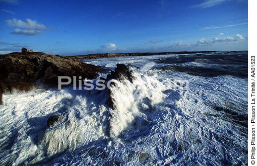 Gros temps sur la Pointe de Percho. - © Philip Plisson / Plisson La Trinité / AA01523 - Nos reportages photos - Bretagne