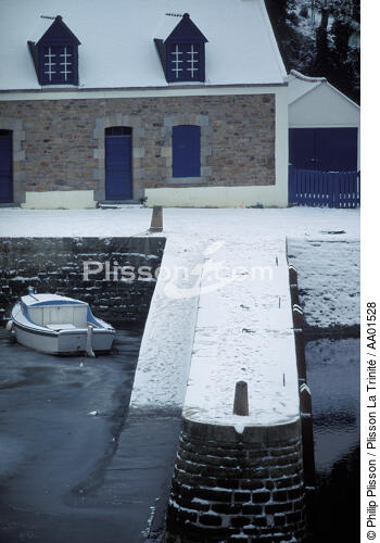 Le Bono sous la neige. - © Philip Plisson / Plisson La Trinité / AA01528 - Photo Galleries - Brittany