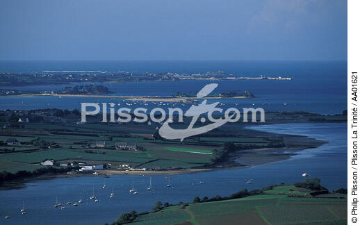 Vue aérienne de la rivière de Penzé. - © Philip Plisson / Plisson La Trinité / AA01621 - Nos reportages photos - Rivière [29]