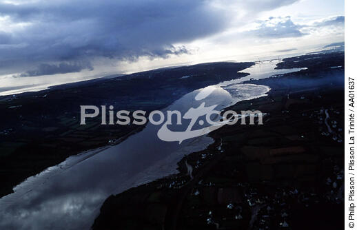 Vue aérienne de l'Elorn. - © Philip Plisson / Plisson La Trinité / AA01637 - Photo Galleries - Elorn [The]