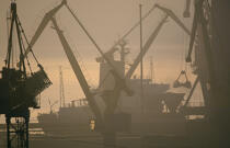 Dans le port de Brest. © Philip Plisson / Plisson La Trinité / AA01641 - Nos reportages photos - Bretagne