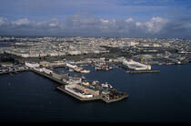 Vue aérienne de Brest. © Philip Plisson / Plisson La Trinité / AA01648 - Nos reportages photos - Port