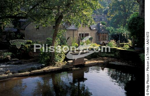 L'auberge de Rosmadec à Pont-Aven. - © Philip Plisson / Plisson La Trinité / AA01672 - Photo Galleries - Hydrology