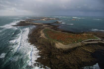 Gros temps sur Sein. © Philip Plisson / Plisson La Trinité / AA01733 - Photo Galleries - Iroise Sea [The]
