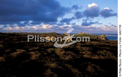 Ouessant. - © Philip Plisson / Plisson La Trinité / AA01735 - Photo Galleries - Lighthouse [29]