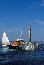 Sauvetage pendant la Nioulargue. © Philip Plisson / Plisson La Trinité / AA01788 - Photo Galleries - Classic Yachting