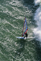 Windsurf à Quiberon. © Guillaume Plisson / Plisson La Trinité / AA01841 - Nos reportages photos - Sport et loisir