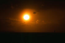 Coucher de soleil. © Philip Plisson / Plisson La Trinité / AA01864 - Photo Galleries - Star