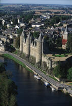 Le château de Josselin. © Philip Plisson / Plisson La Trinité / AA01890 - Nos reportages photos - Canal