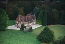Château dans la Forêt de Brocéliande. © Philip Plisson / Plisson La Trinité / AA01927 - Photo Galleries - Brittany