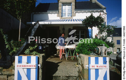 Un commerçant de La Trinité-sur-mer. - © Philip Plisson / Plisson La Trinité / AA01966 - Photo Galleries - Trinité-sur-Mer [The]