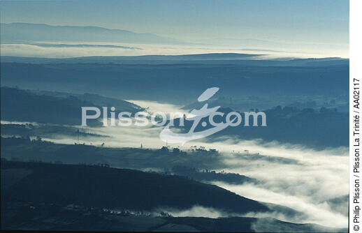 Brume sur paysage de Galice. - © Philip Plisson / Plisson La Trinité / AA02117 - Photo Galleries - Mist