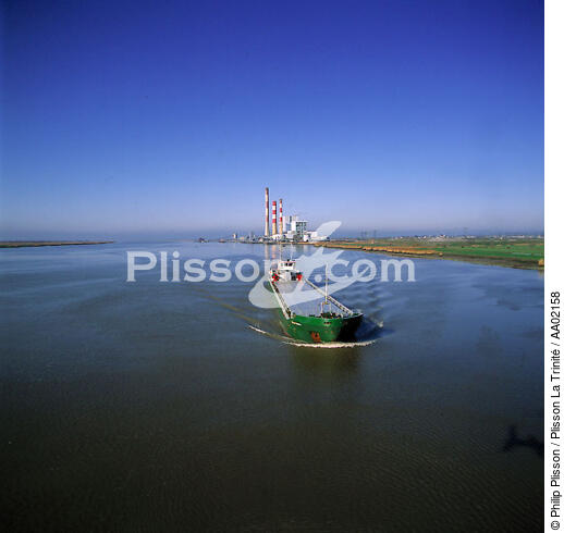 Cargo sur la Loire. - © Philip Plisson / Plisson La Trinité / AA02158 - Photo Galleries - River [large]