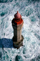 Vue en plongée de La Jument. © Guillaume Plisson / Plisson La Trinité / AA02205 - Photo Galleries - French Lighthouses