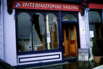 Magasins à Cobh. © Philip Plisson / Plisson La Trinité / AA02288 - Nos reportages photos - Restaurant